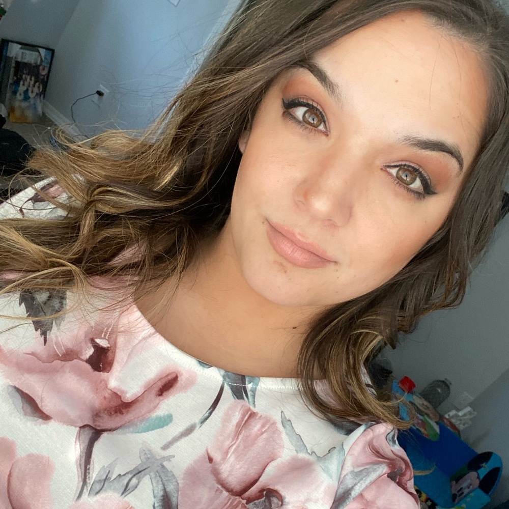 Meet The Posher 👩🏻‍💻♥️ *108,000 followers*!!